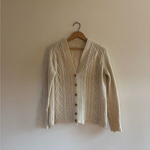 Timeless hand knit fisherman cardigan v-neck cream vintage